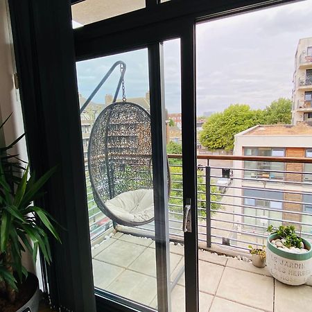 Cosy 1 Bedroom Apartment With Balcony Near Chiswick London Eksteriør bilde